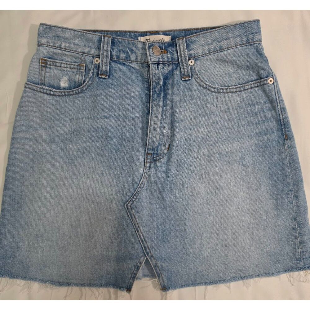 Madewell Rigid Denim A-Line Mini Skirt w raw frayed hem 28